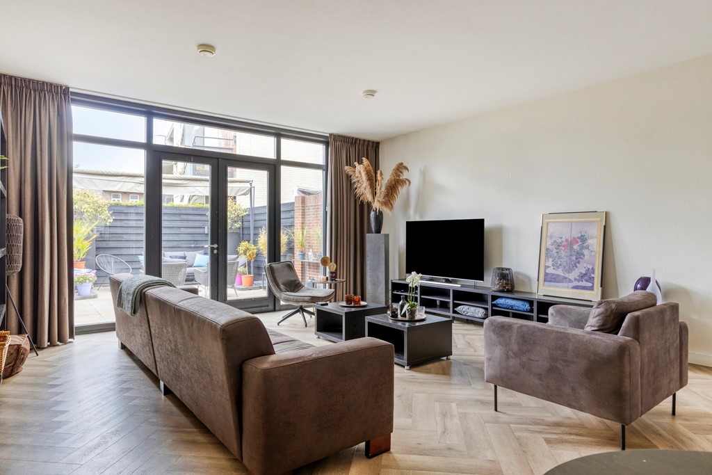 Prins Hendrikstraat 34c, Eline Makelaardij, foto 6.jpg